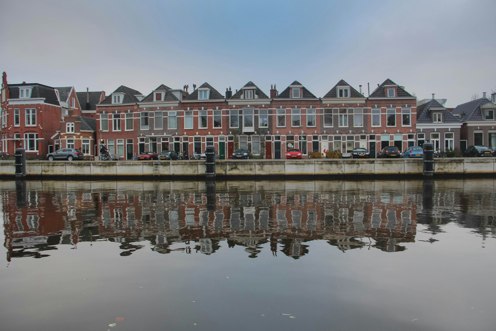 Tien panden in de verkoop bij de universiteit: wat dat doet met de kamermarkt