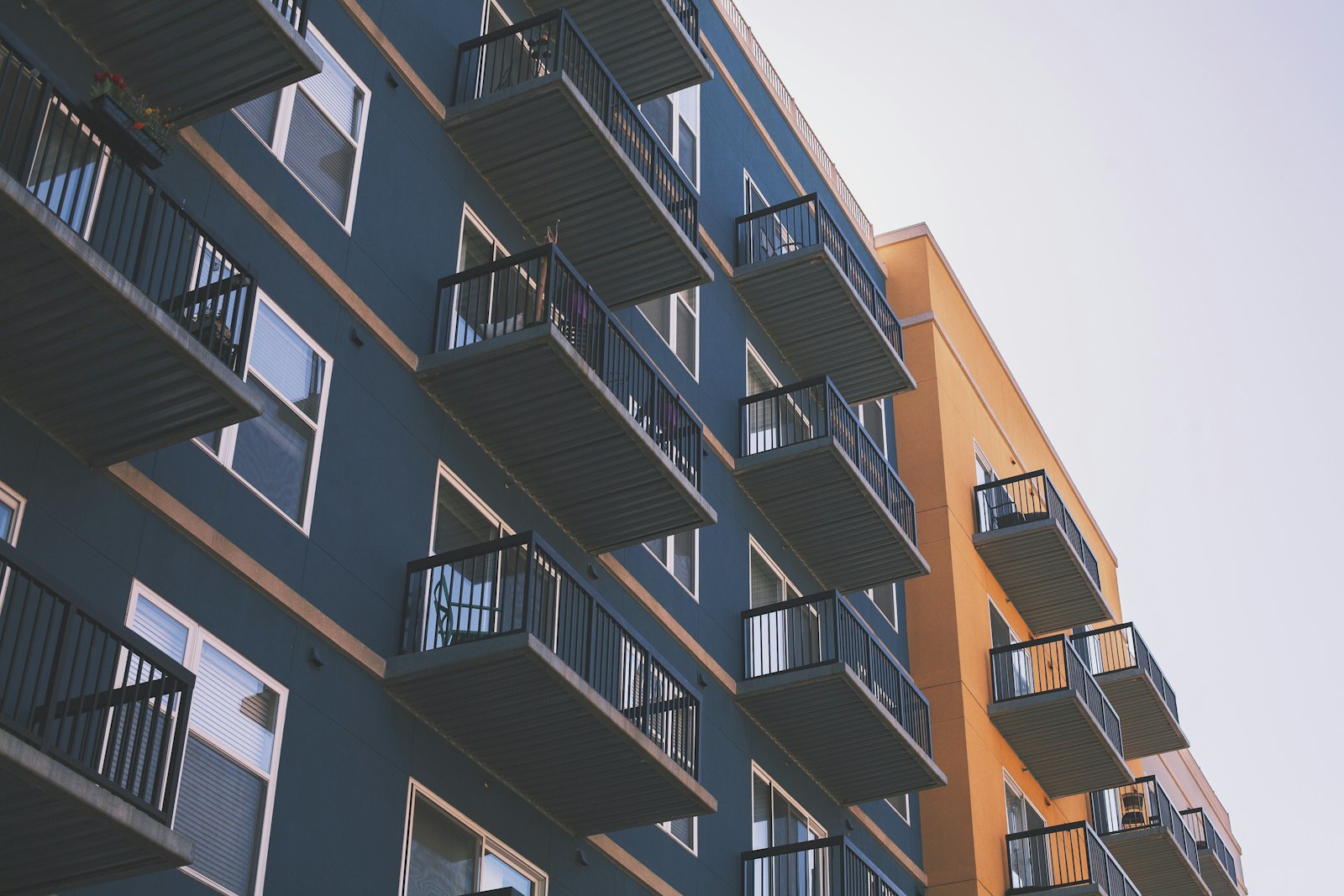 Ruim 5.700 euro per maand verdienen voor een vrije huurwoning: kan het ook anders?