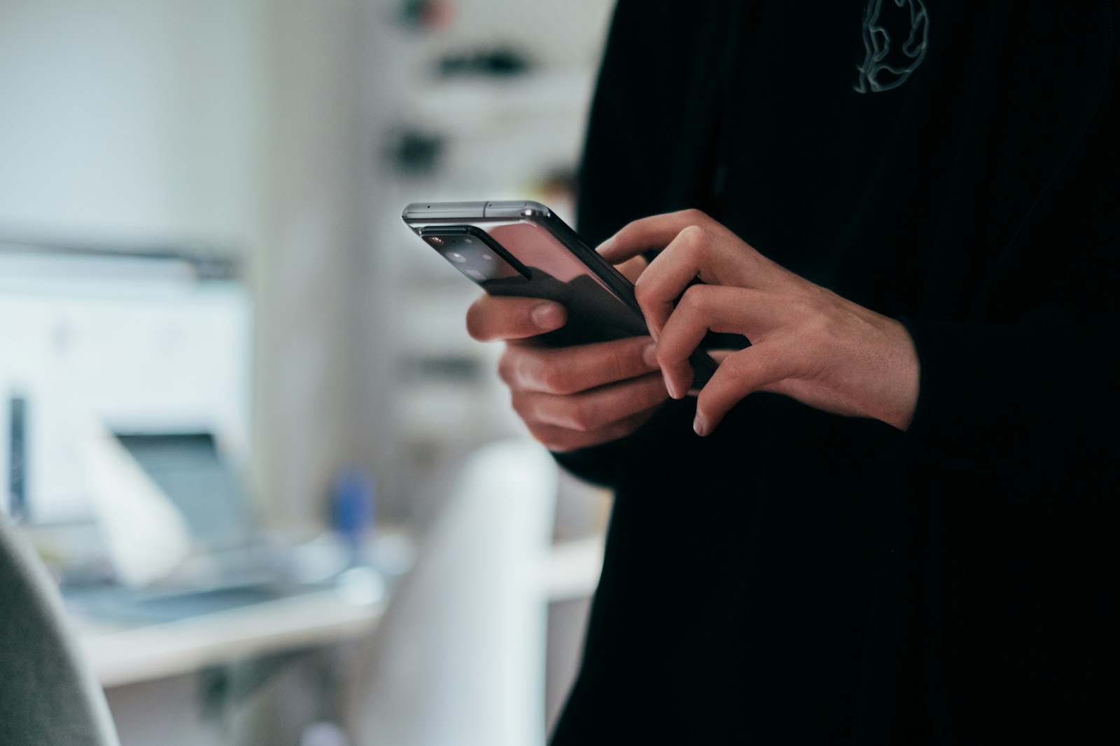 Stem op de dochter van een vriendin: zo voorkom je dat je WhatsApp wordt gekaapt